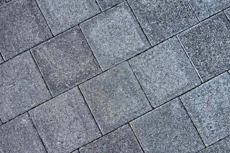 Square natural stone paving